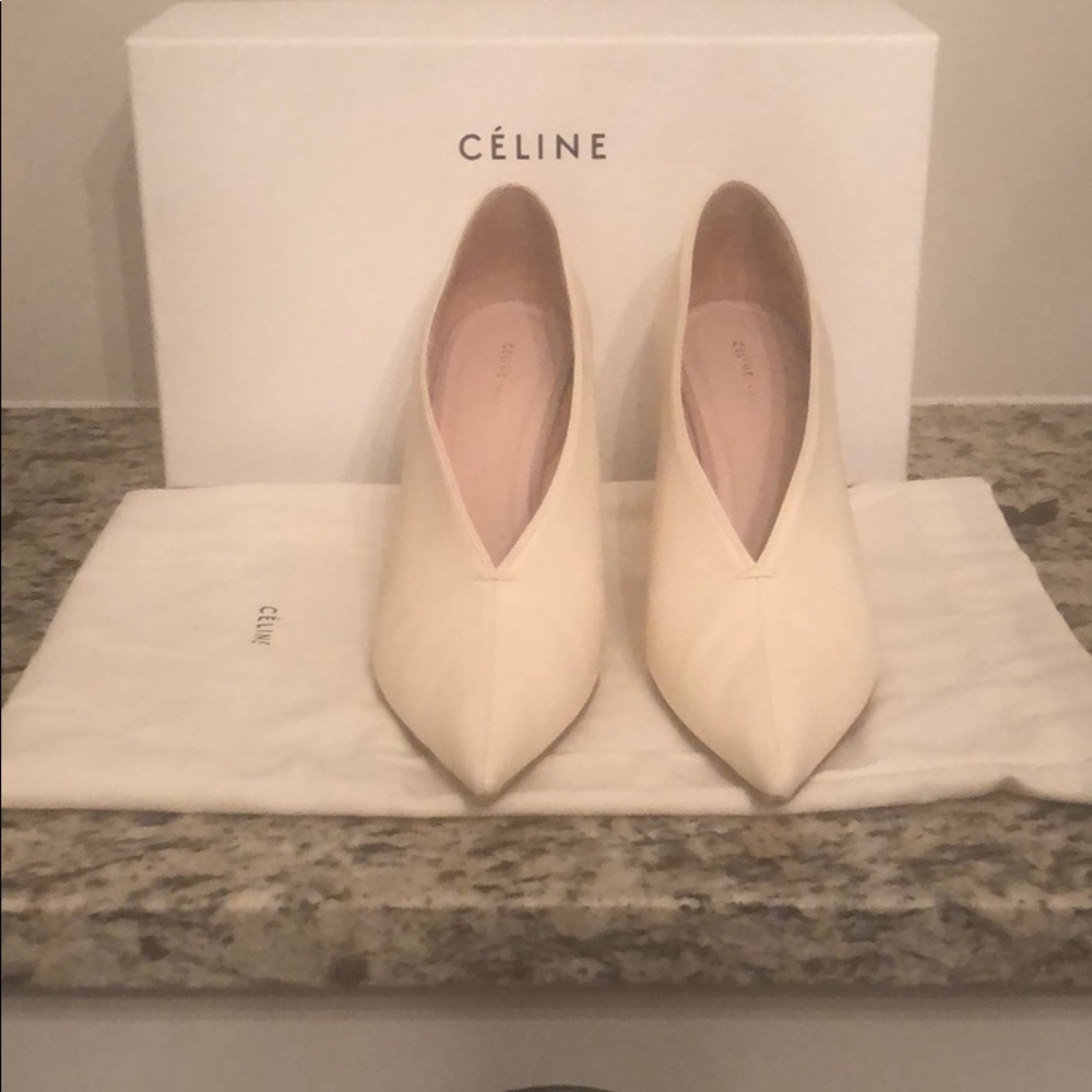 OLD CÉLINE!! V-neck, triangle heel pumps